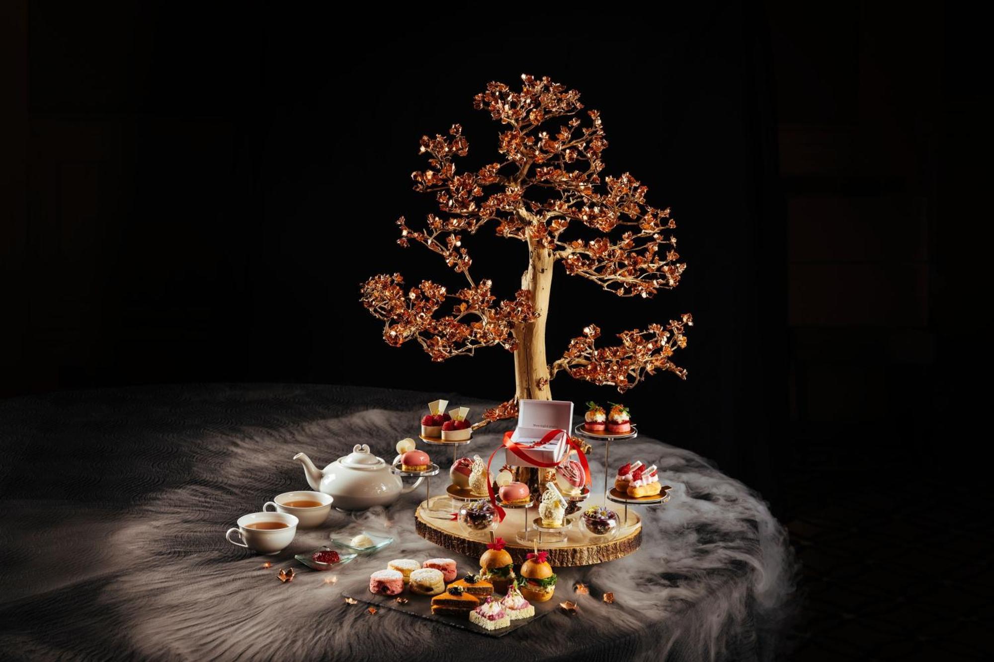 Sheraton Grande Sukhumvit, A Luxury Collection Hotel, Bangkok Zewnętrze zdjęcie A chocolate tree